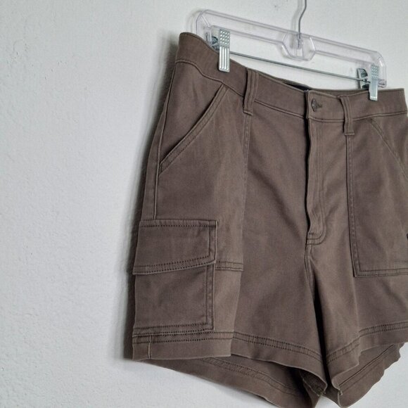 Hollister Ultra High Rise Mom Shorts 3 Sz 15 W 32 Cargo Stretchy Outdoor Neutral - Picture 4 of 14